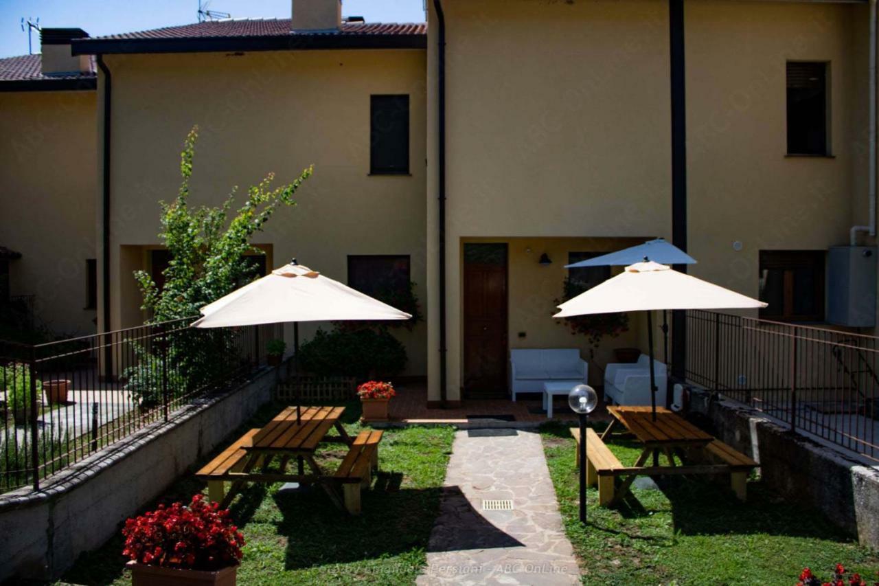 Casa Vacanze Nonna Angela 노르시아 외부 사진